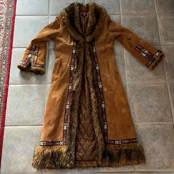 Vintage Suede Leather Overcoat - Picture 5 of 15